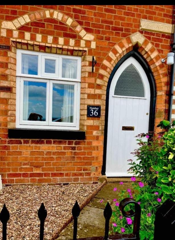 Вилла Number36, Hills Garden Access, Unique Retreat Грейт-Малверн Экстерьер фото
