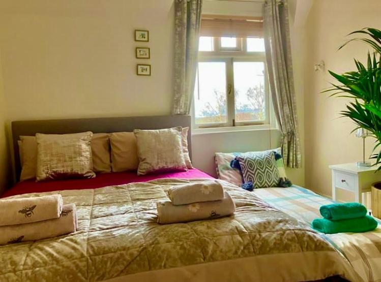 Вилла Number36, Hills Garden Access, Unique Retreat Грейт-Малверн Экстерьер фото